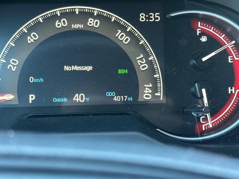 Used 2025 Toyota RAV4 LE image 40