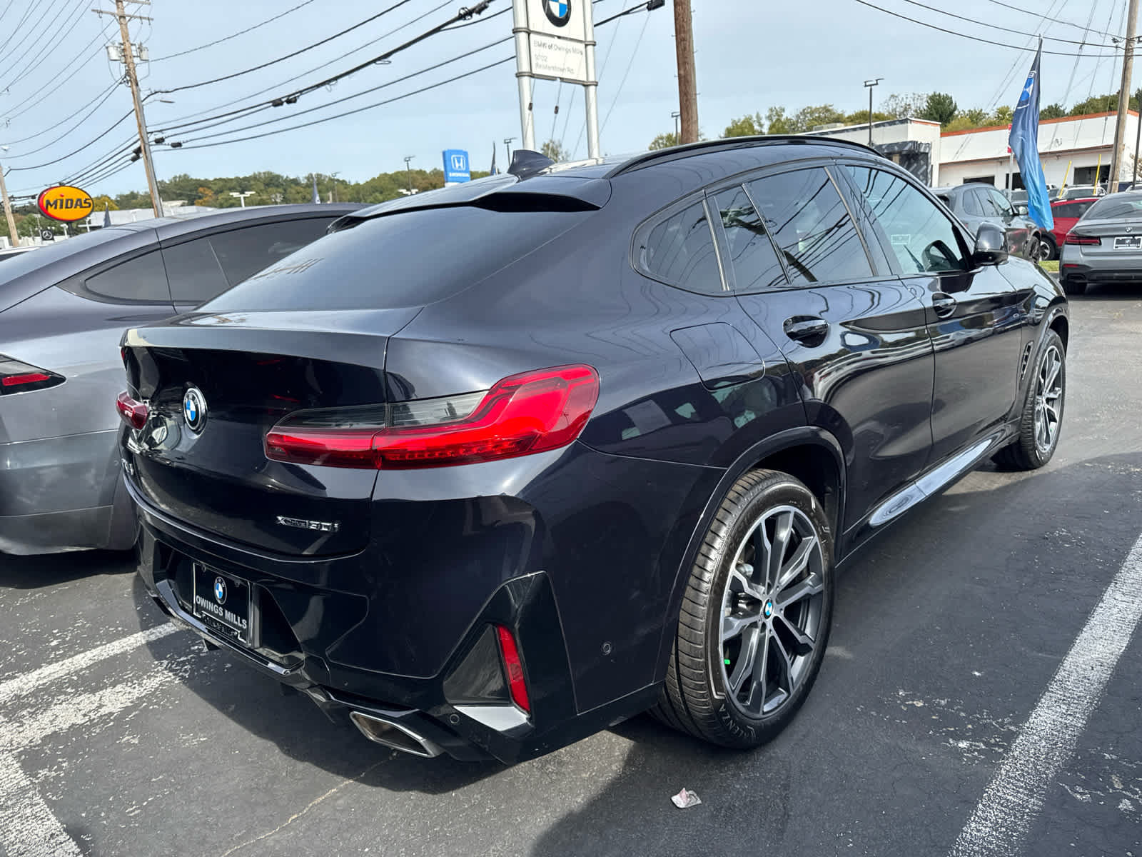 Used 2022 BMW X4 xDrive30i w/ M Sport Package 2 AWD/4WD image 6