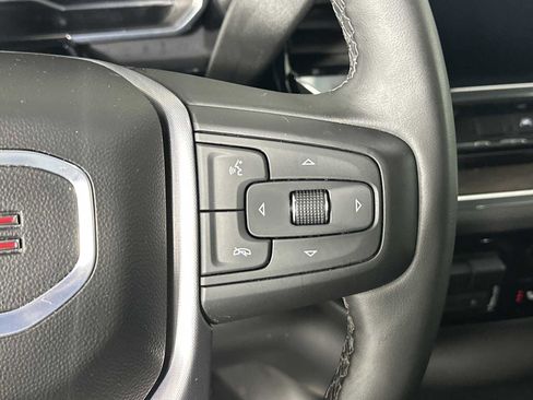 Used 2025 GMC Sierra 1500 SLT image 26