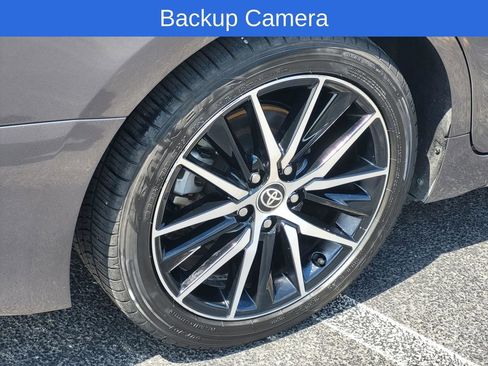 Used 2023 Toyota Camry SE image 9