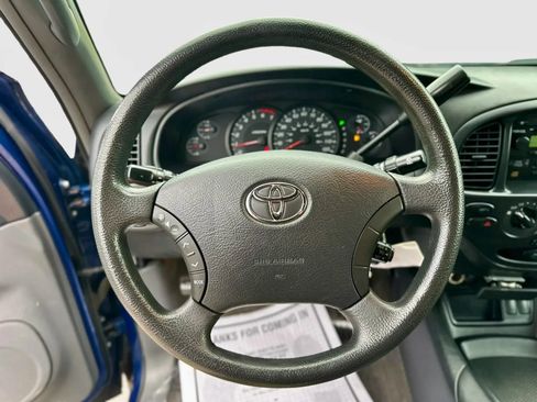 Used 2006 Toyota Tundra SR5 w/ TRD Off-Road Pkg AWD/4WD image 17