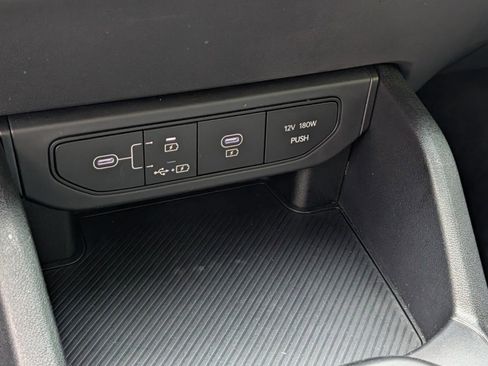 Used 2025 Kia K4 FWD image 6