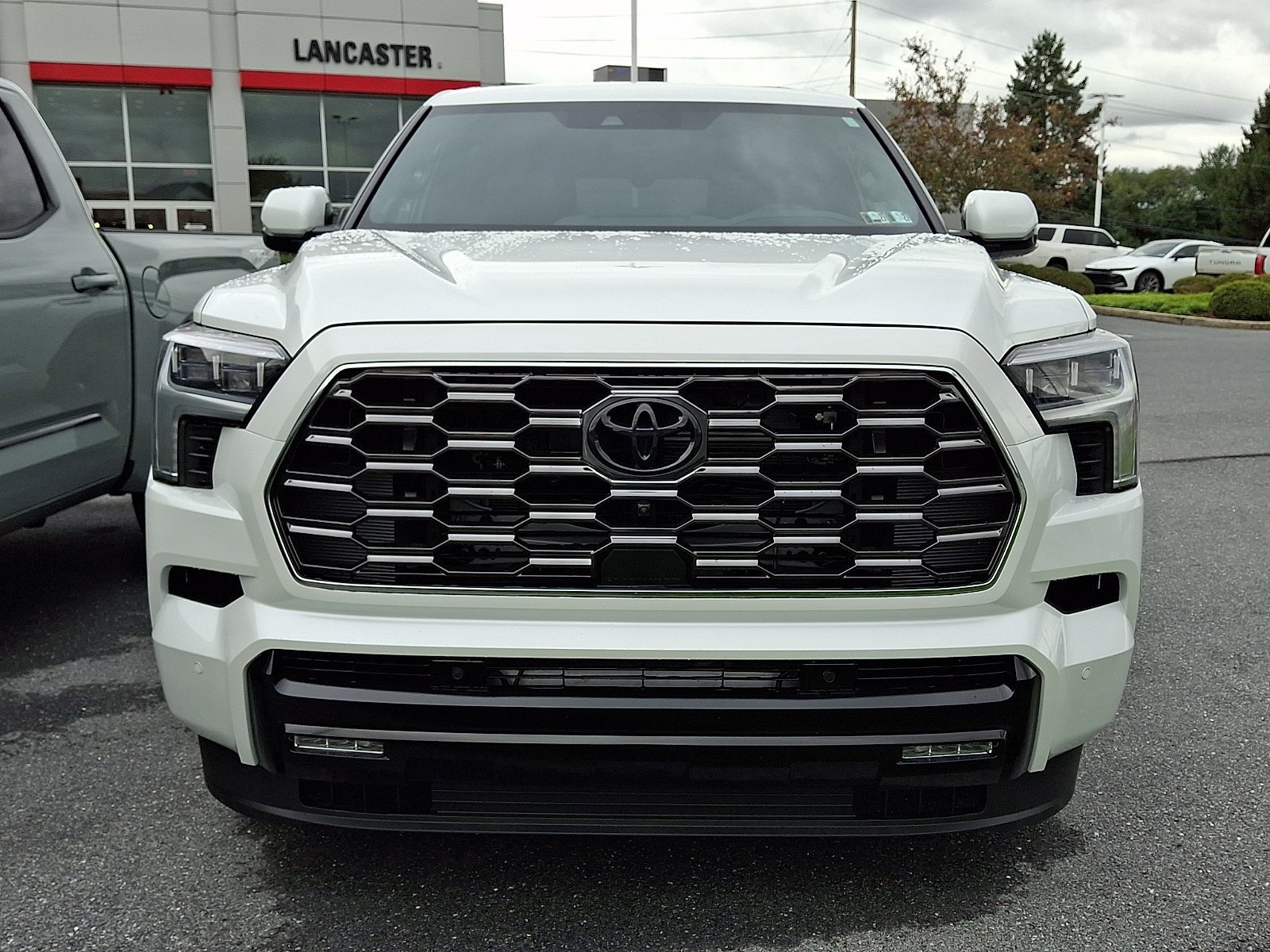 New 2026 Toyota Sequoia Platinum AWD/4WD image 2