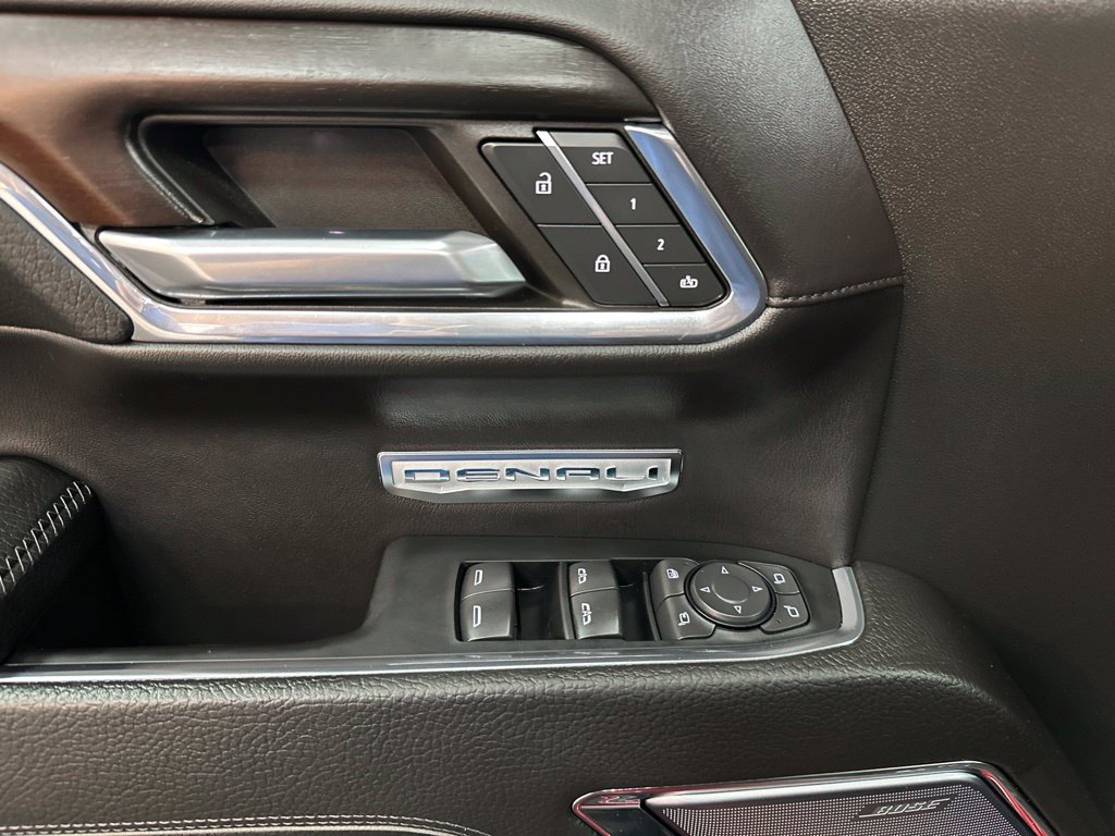 Used 2024 GMC Sierra 1500 Denali w/ Denali Reserve Package AWD/4WD image 18