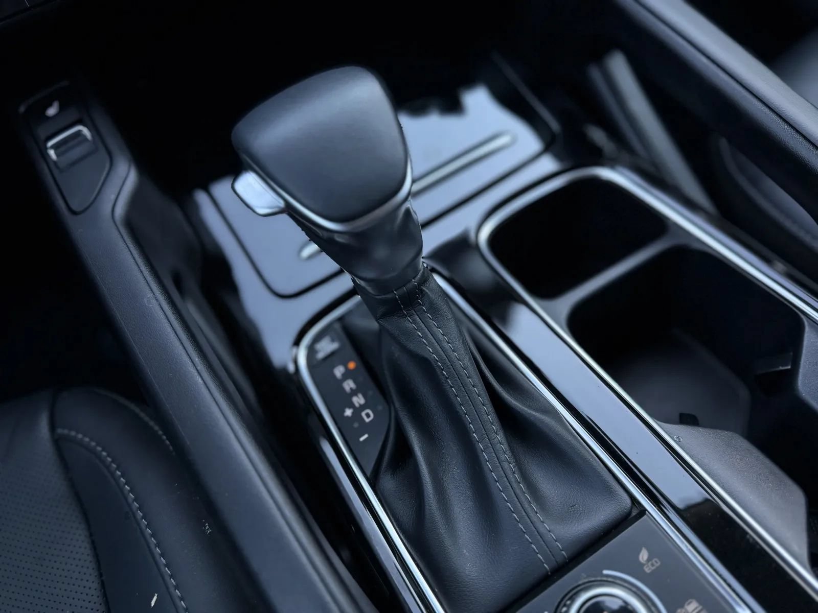 Used 2025 Kia Telluride S AWD/4WD image 39