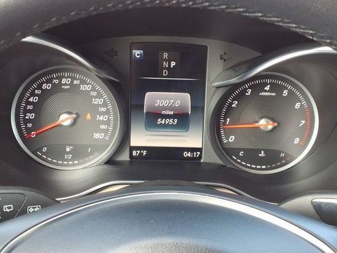 Used 2018 Mercedes-Benz GLC 300 image 10