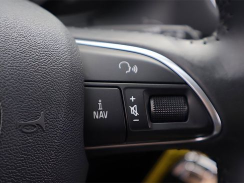 Used 2016 Audi Q5 2.0T Premium image 22