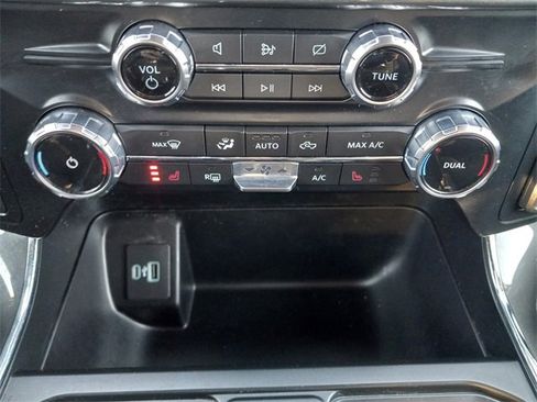 Used 2022 Ford F150 XLT w/ Equipment Group 302A High image 15