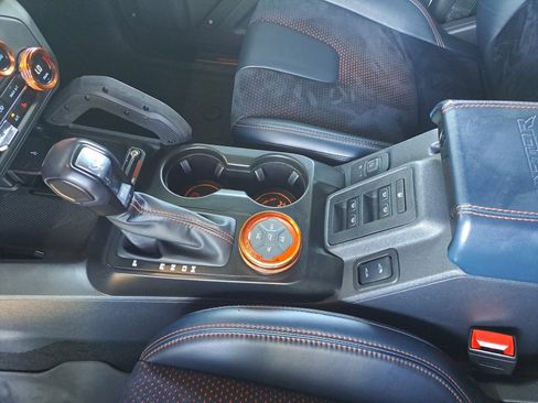 Used 2025 Ford Bronco Raptor AWD/4WD image 35