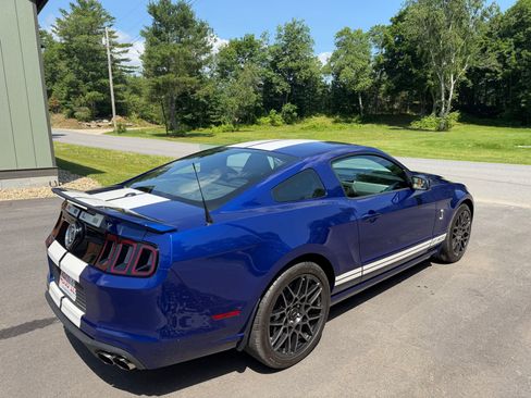 Used 2013 Ford Mustang Shelby GT500 RWD image 2