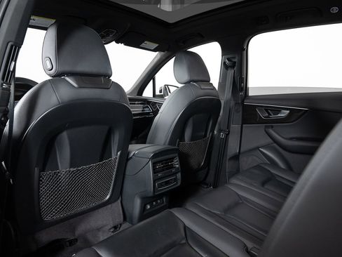 Used 2021 Audi Q7 2.0T Premium w/ Convenience Package image 22