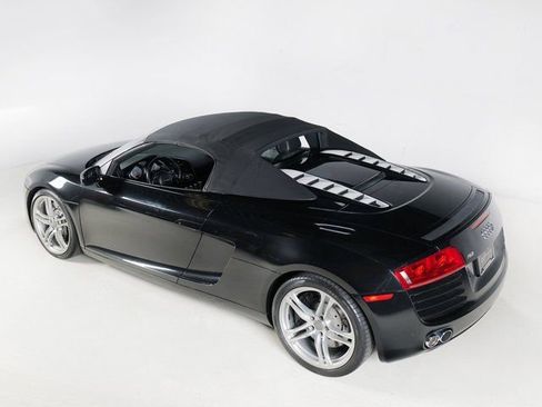 Used 2011 Audi R8 4.2 AWD/4WD image 7