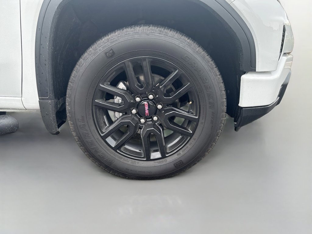 Used 2025 GMC Sierra 1500 Elevation AWD/4WD image 10