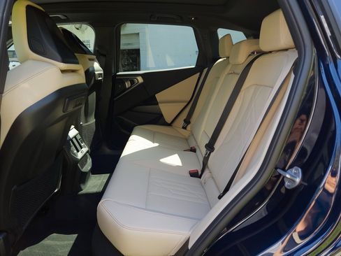 New 2026 BMW X3 xDrive30 w/ Premium Package image 17