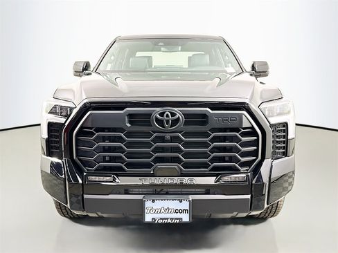 New 2026 Toyota Tundra Limited image 2