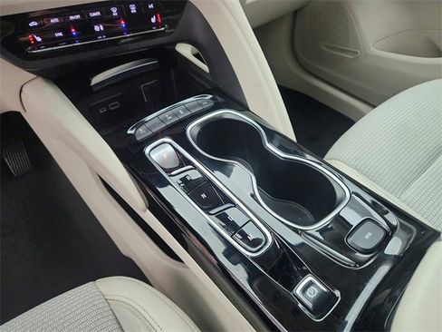 Used 2023 Buick Envision Preferred image 13