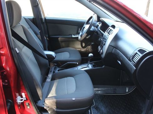 Used 2009 Kia Spectra SX image 18