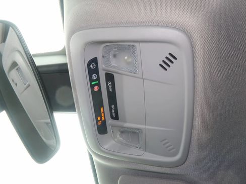 Used 2020 Chevrolet Malibu LT image 36