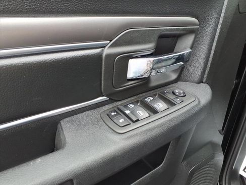 Used 2021 RAM 1500 Classic Warlock image 4