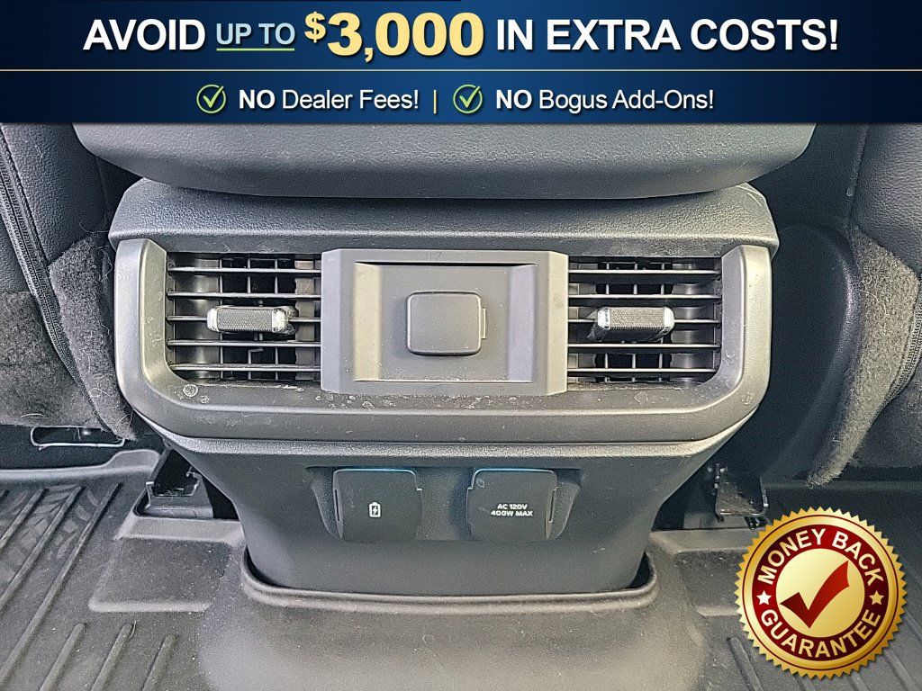 Used 2025 Ford F150 Lariat w/ Equipment Group 501A Mid AWD/4WD image 21