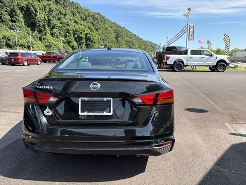 Used 2020 Nissan Altima 2.5 S FWD image 6