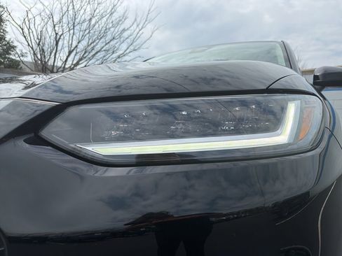 Used 2025 Honda HR-V LX image 9