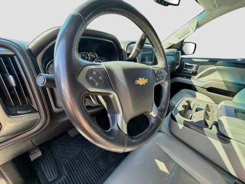 Used 2018 Chevrolet Silverado 1500 LTZ Z71 AWD/4WD image 10