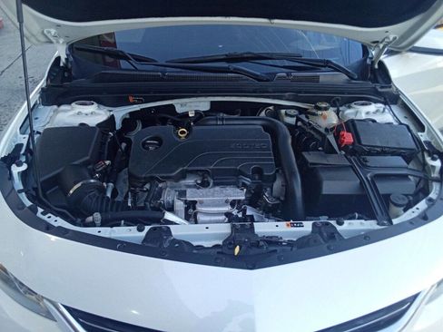 Used 2018 Chevrolet Malibu LT w/ Leather Package image 17