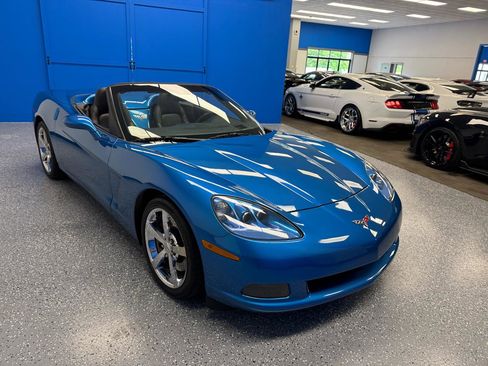 Used 2009 Chevrolet Corvette Convertible w/ Preferred Equipment Group RWD image 4