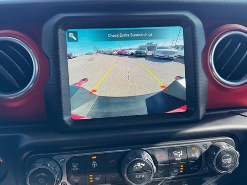 Used 2020 Jeep Gladiator Rubicon image 21