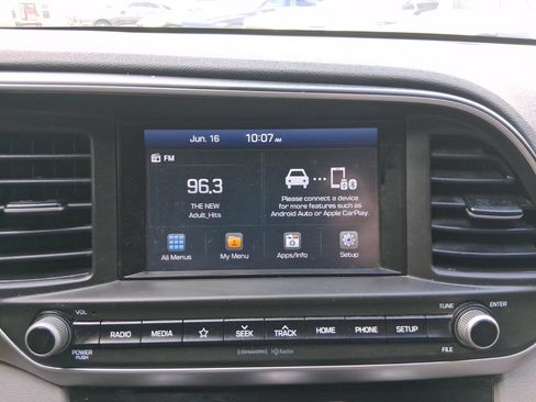 Used 2019 Hyundai Elantra SEL FWD image 26
