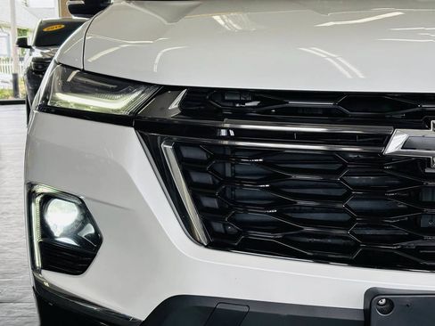 Used 2023 Chevrolet Traverse Premier w/ Redline Edition FWD image 19