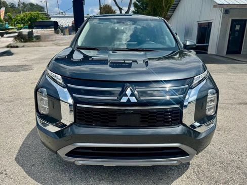 Used 2025 Mitsubishi Outlander SE AWD/4WD image 8