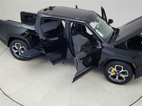 Used 2022 Rivian R1T Adventure image 79