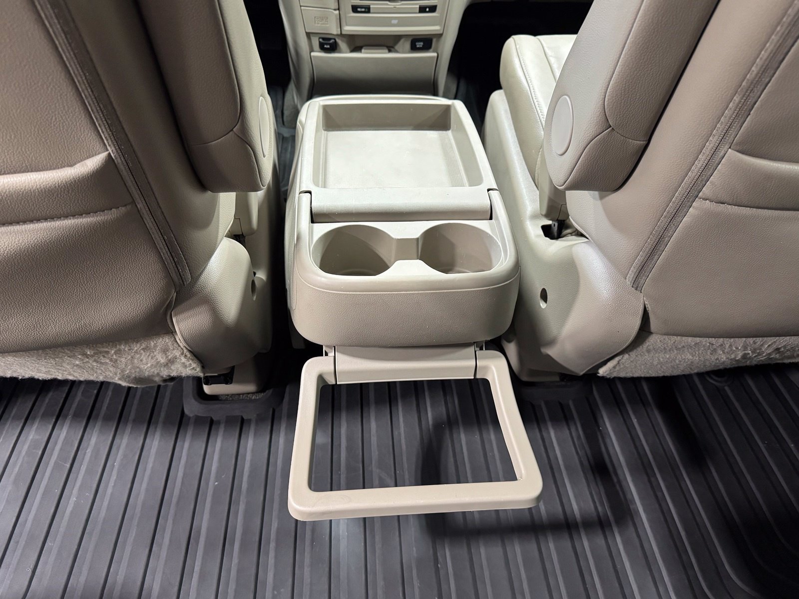 Used 2014 Honda Odyssey Touring image 38