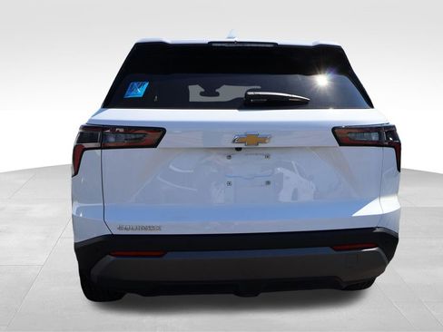 Used 2025 Chevrolet Equinox LT image 11