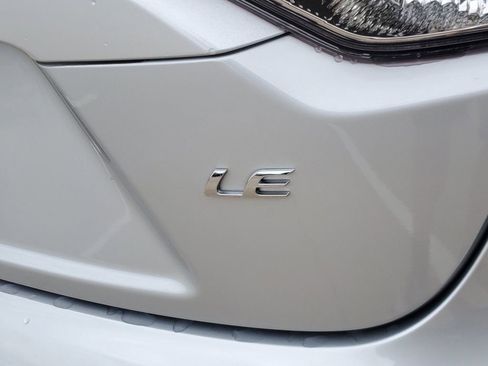 Used 2024 Toyota Corolla LE FWD image 6