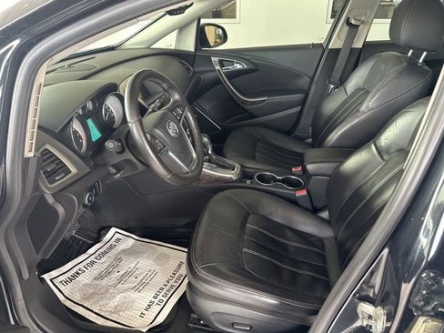 Used 2013 Buick Verano Leather image 9