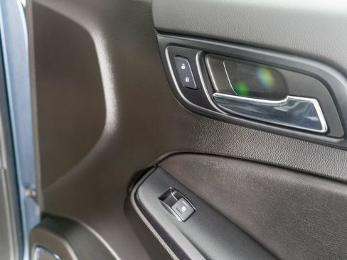 Used 2019 Chevrolet Tahoe LT AWD/4WD image 9