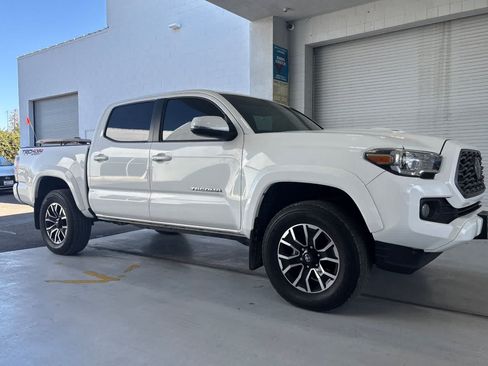 Used 2023 Toyota Tacoma TRD Sport w/ Advanced Technology Package AWD/4WD image 10