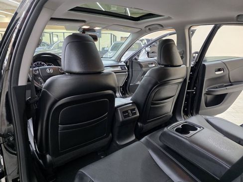 Used 2014 Honda Accord Touring image 24