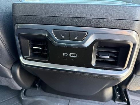 Used 2023 Chevrolet Silverado 1500 High Country w/ High Country Premium Package image 11