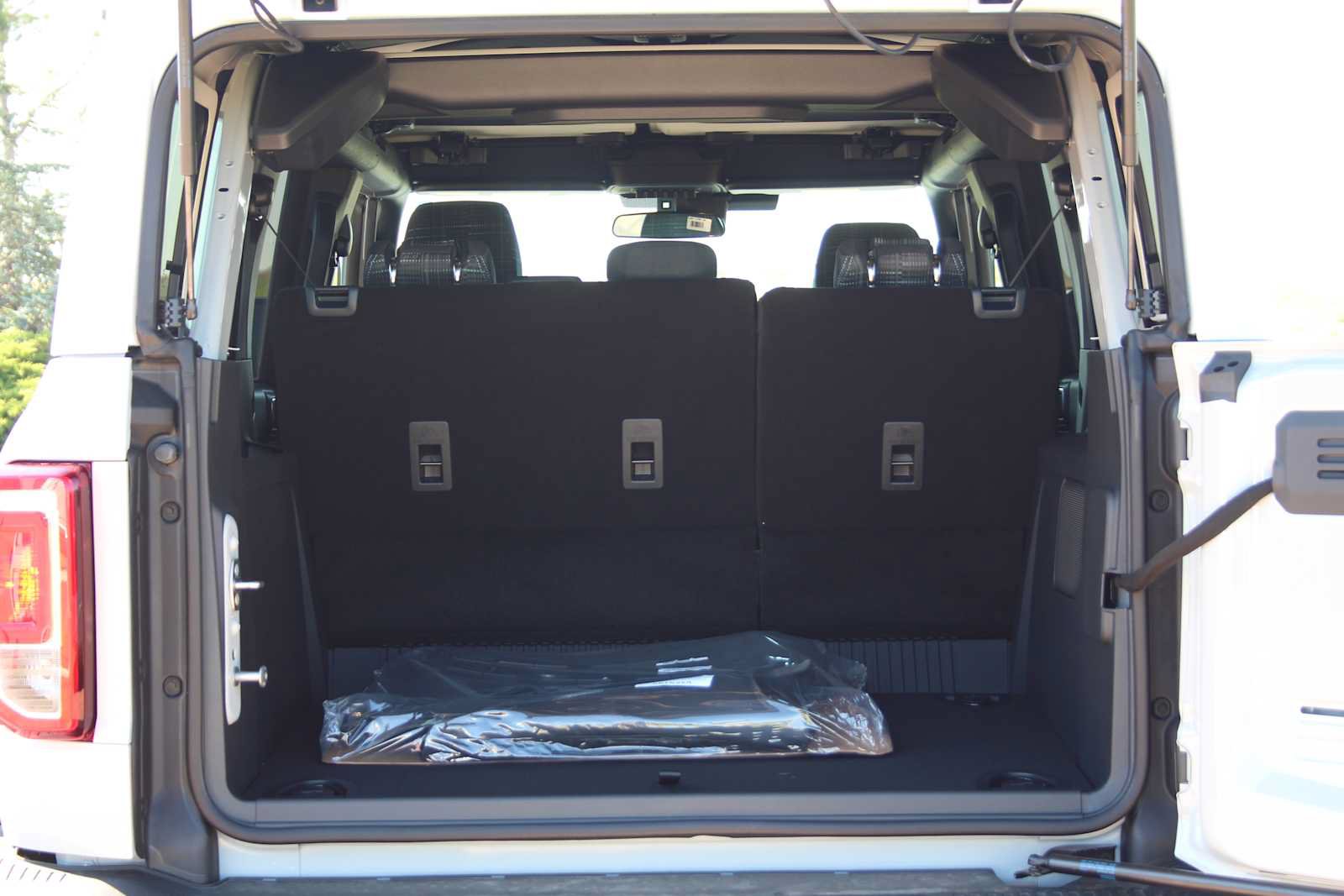 New 2026 Ford Bronco Heritage Edition AWD/4WD image 10