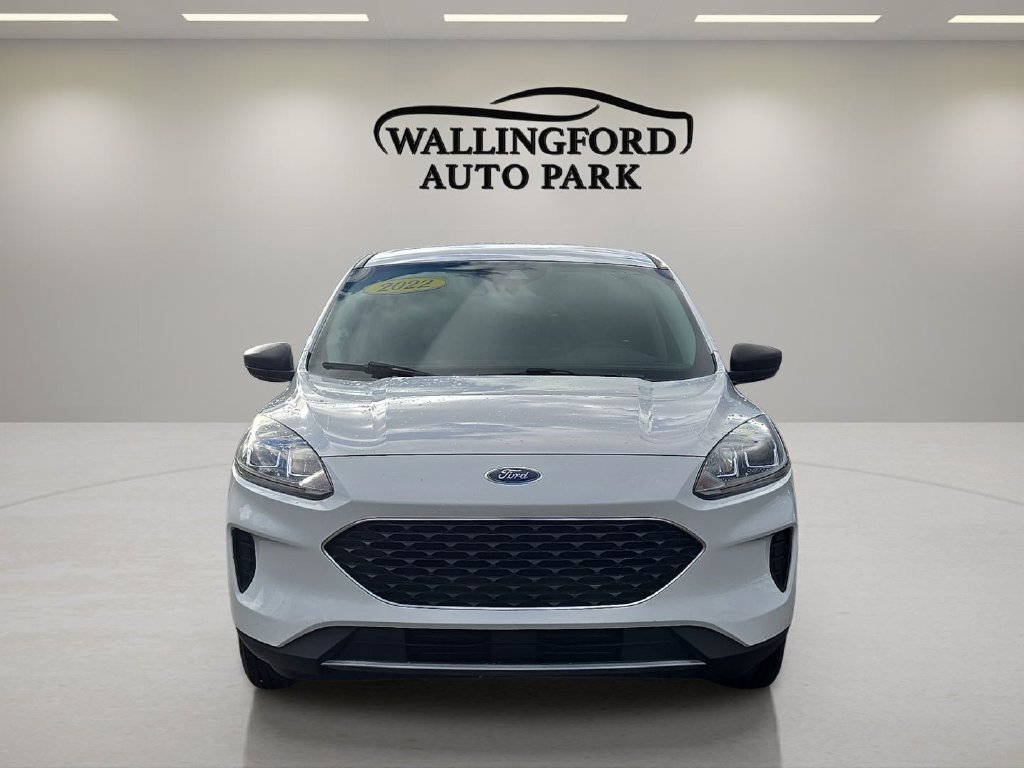 Used 2022 Ford Escape SE FWD image 2