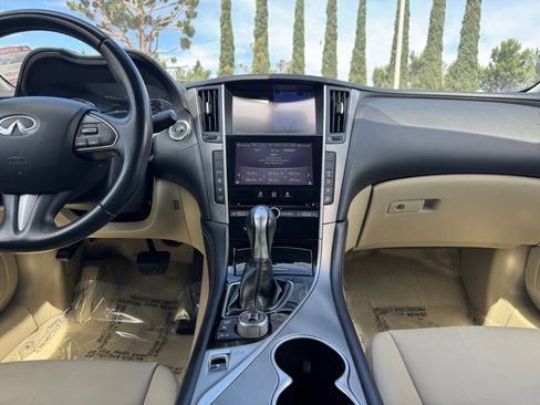 Used 2017 INFINITI Q50 Signature Edition RWD image 15