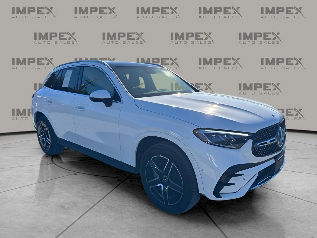 Used 2024 Mercedes-Benz GLC 300 4MATIC image 7