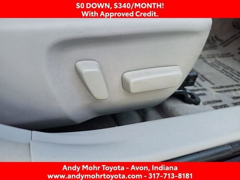 Used 2017 Toyota Camry XLE image 35