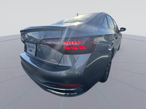 Used 2023 Volkswagen Jetta SEL image 29