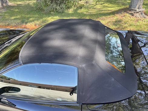 Used 2002 Chevrolet Corvette Convertible w/ Preferred Equipment Group2 image 11