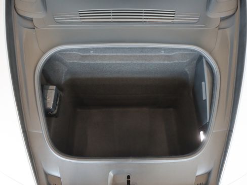 Certified 2026 Porsche 911 GTS image 31